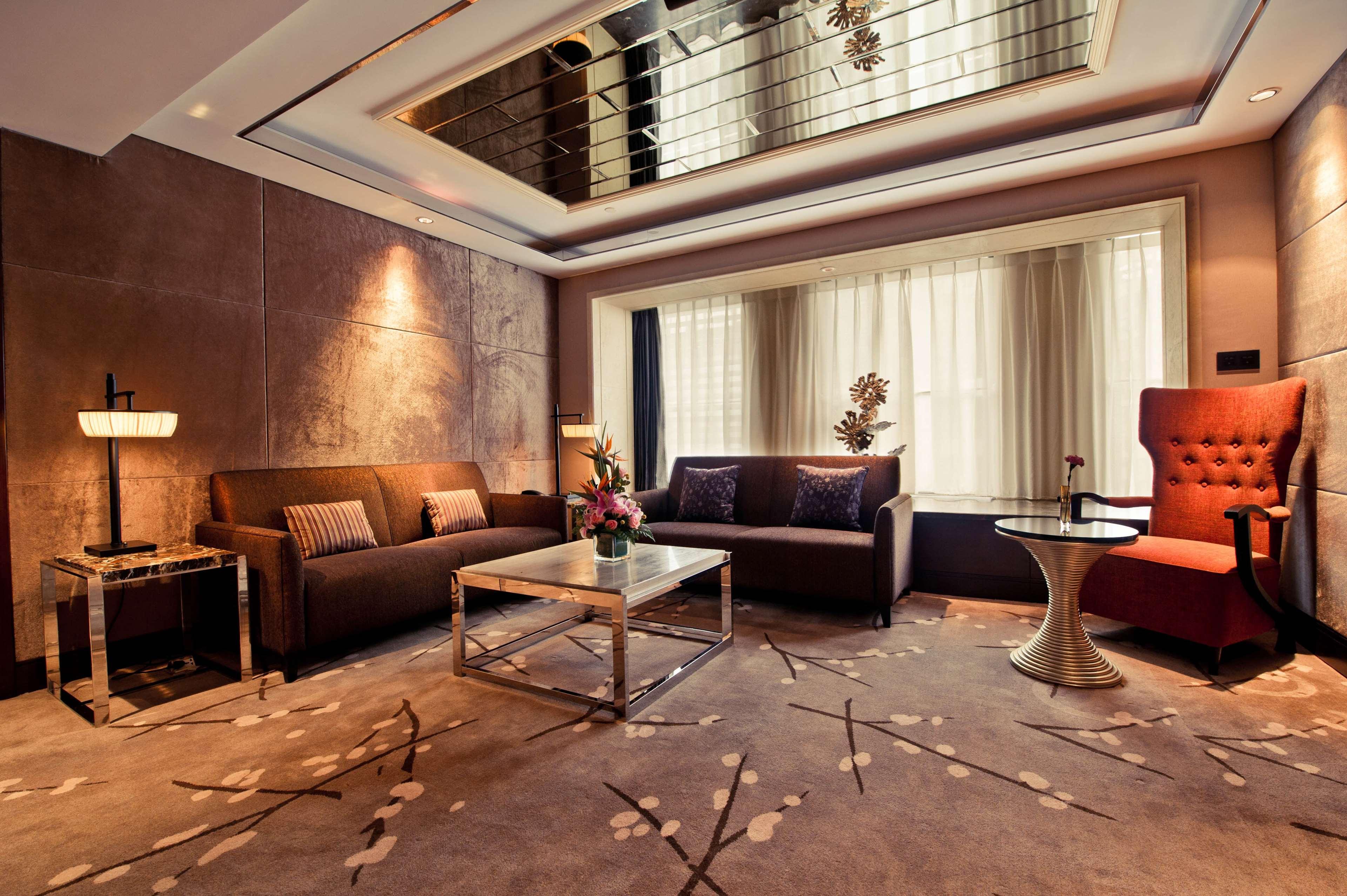 Doubletree By Hilton Chongqing - Guanyinqiao Railway Station Hotel Interior photo