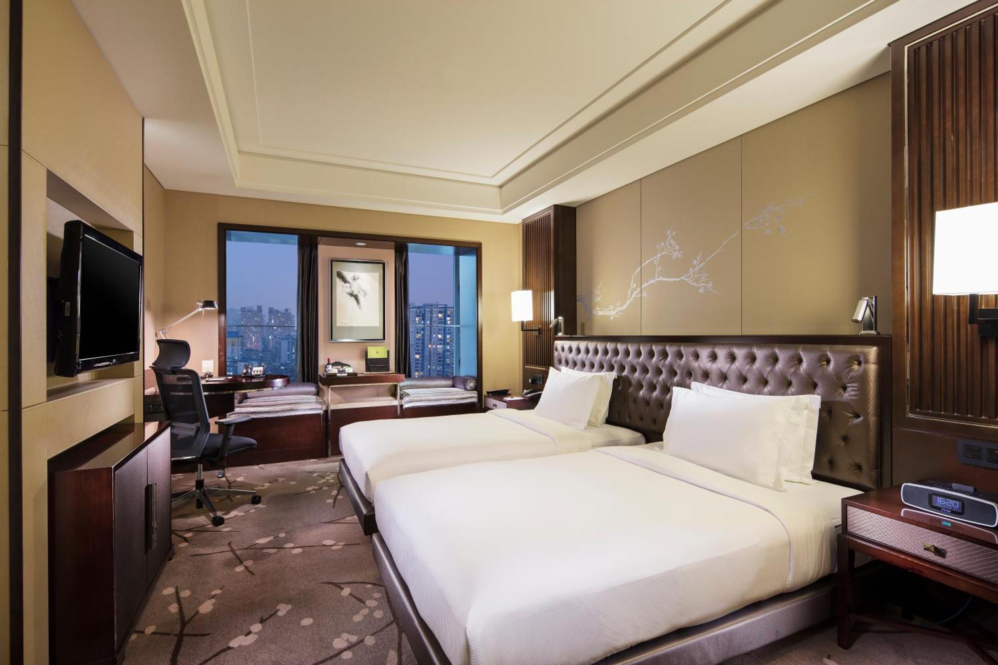 Doubletree By Hilton Chongqing - Guanyinqiao Railway Station Hotel Exterior photo