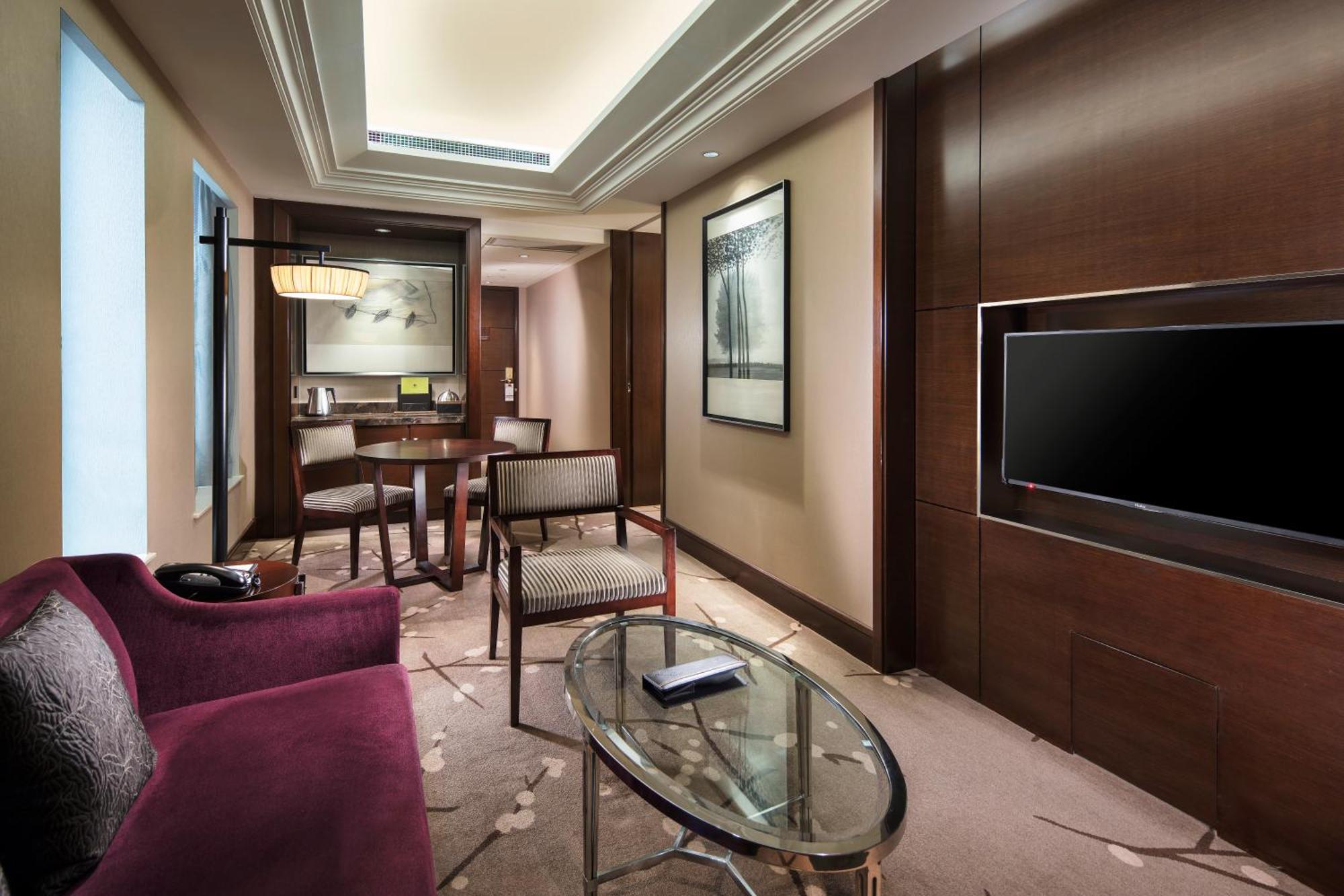 Doubletree By Hilton Chongqing - Guanyinqiao Railway Station Hotel Exterior photo