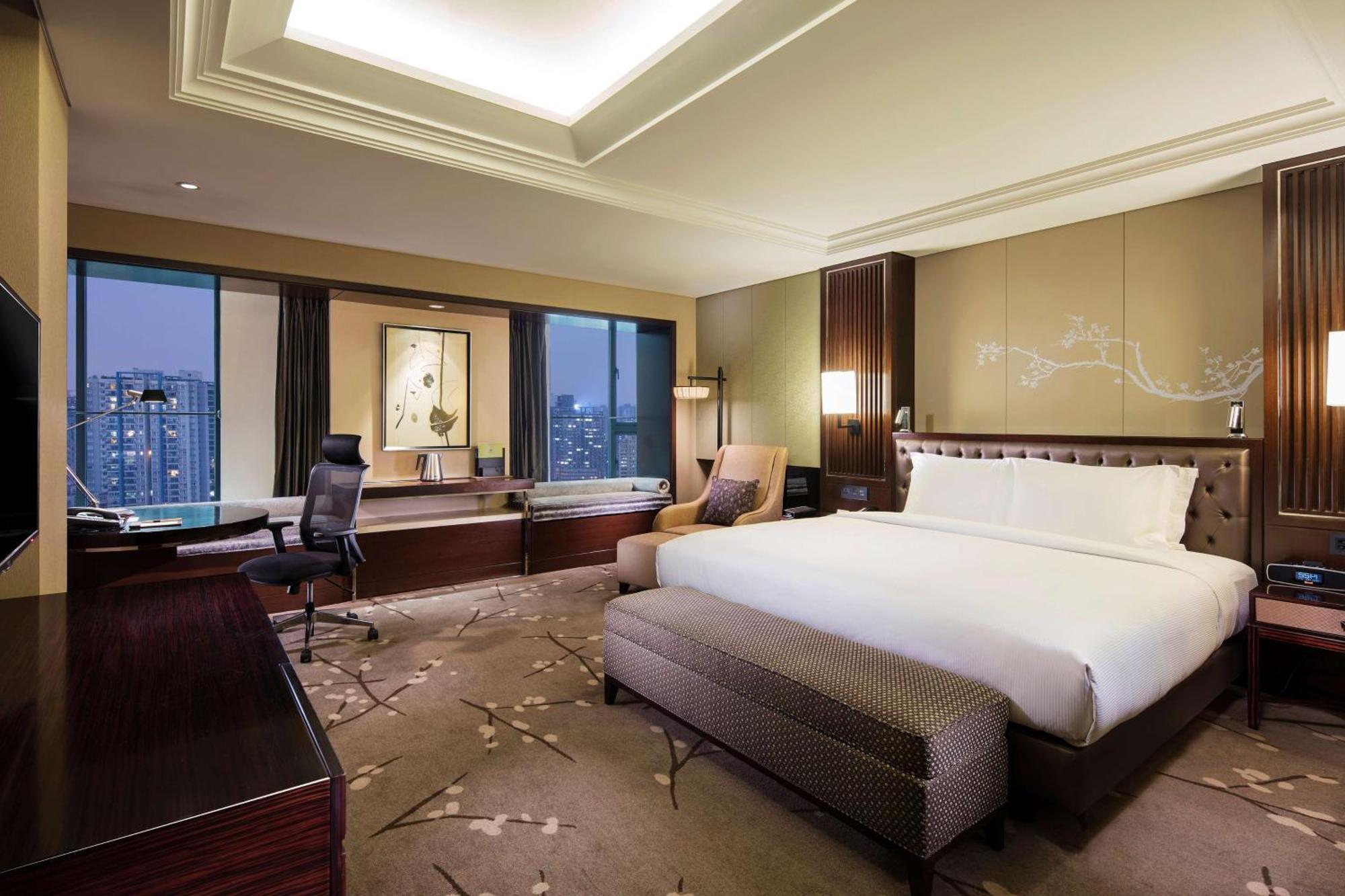 Doubletree By Hilton Chongqing - Guanyinqiao Railway Station Hotel Exterior photo