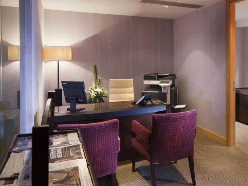 Doubletree By Hilton Chongqing - Guanyinqiao Railway Station Hotel Exterior photo
